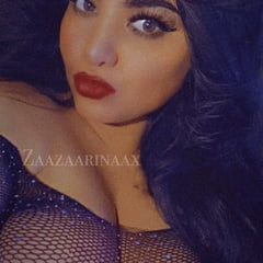 Natural big tits 