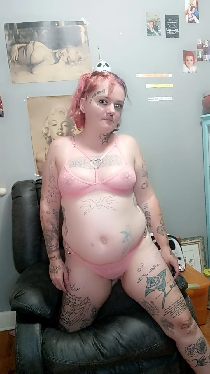 Hey Xhamster. It&#039;s my 1st day here #2