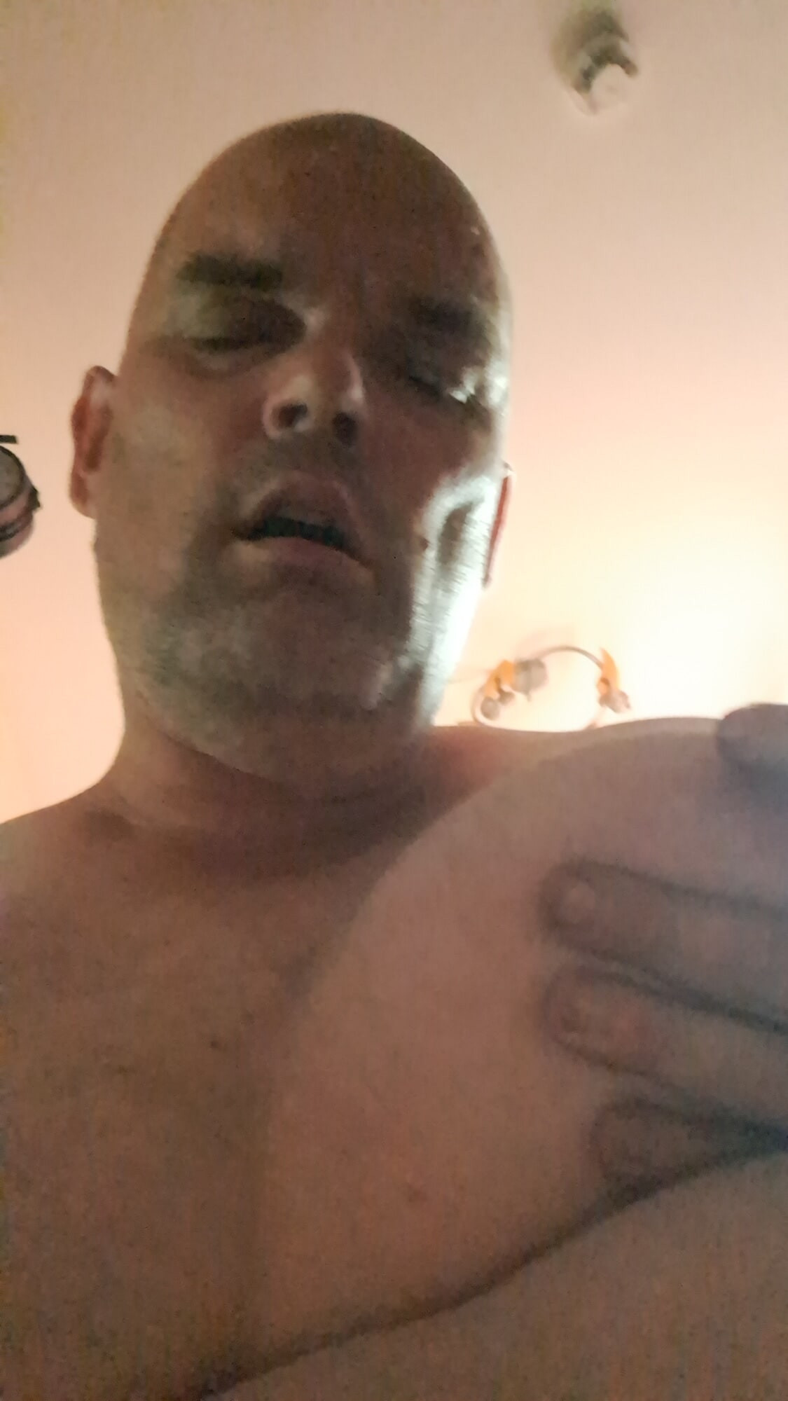 Meine Schlampentitten brauchen einen Schwanz #8