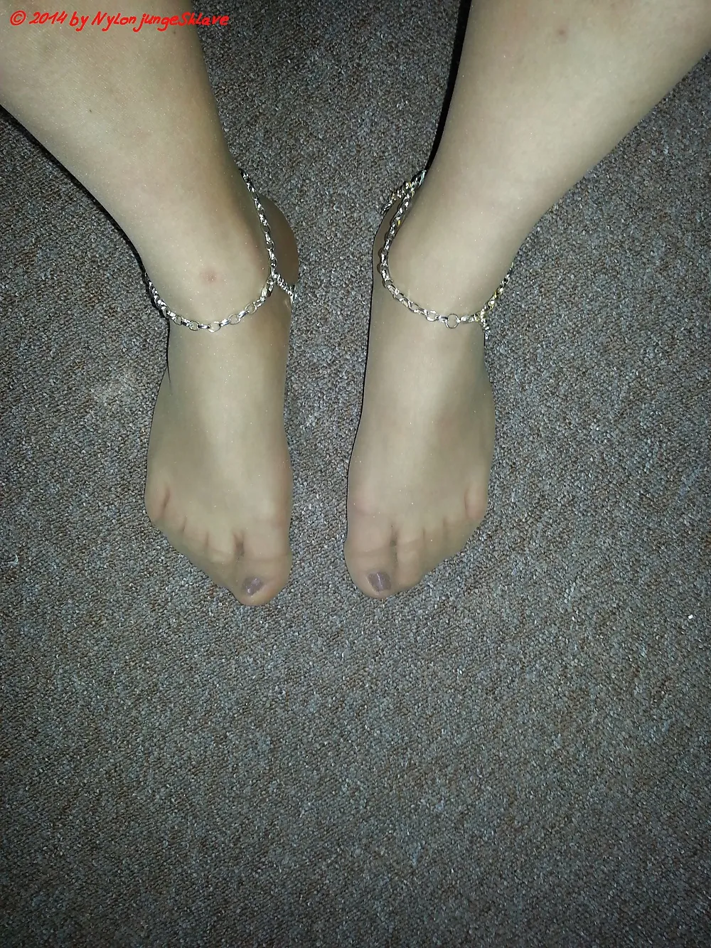 DevoteCindy77: Feet in Pantyhose #3