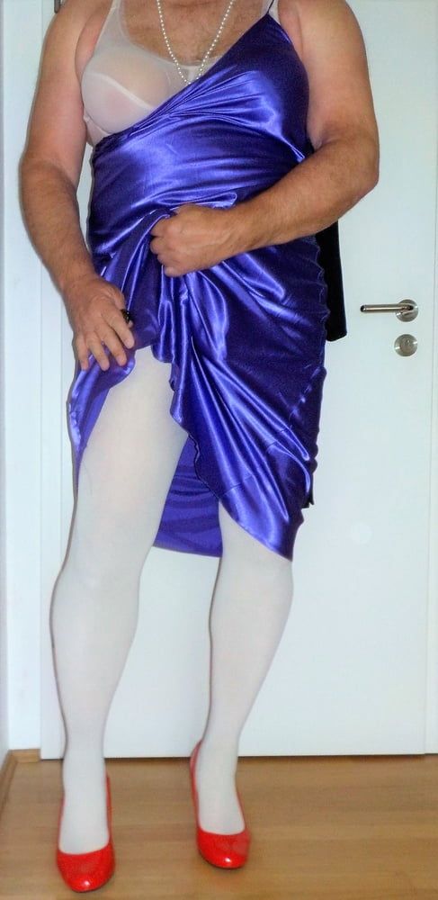 N?glig? purple and Pantyhose white #38