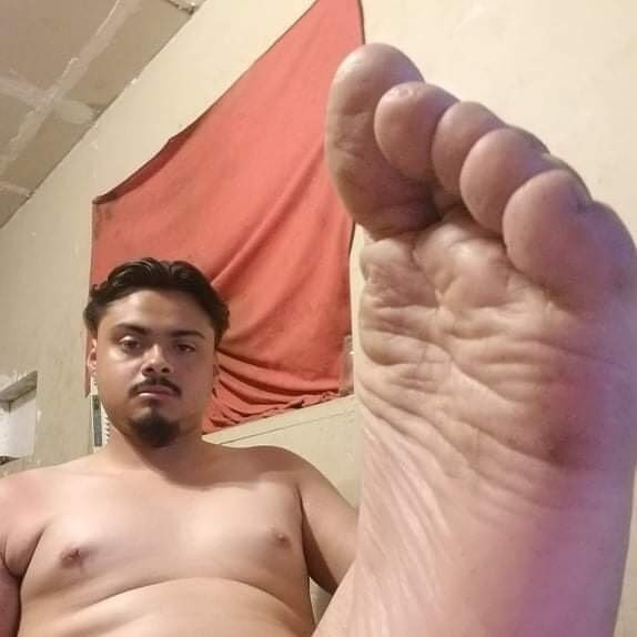 Hot feet and face