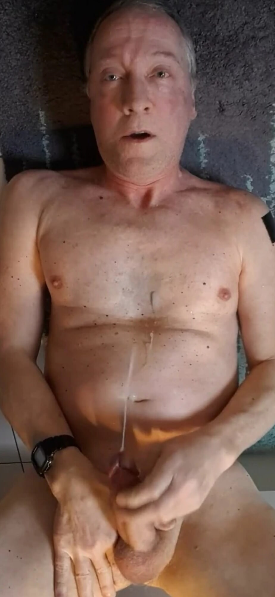 CLOSE UP GRANDPA JERKING COMPILATION