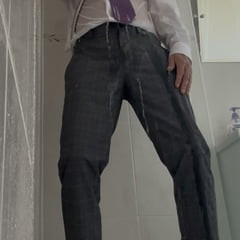 prostate_play - iş adamı duş alıyor ve trans bebek eğlencesi
