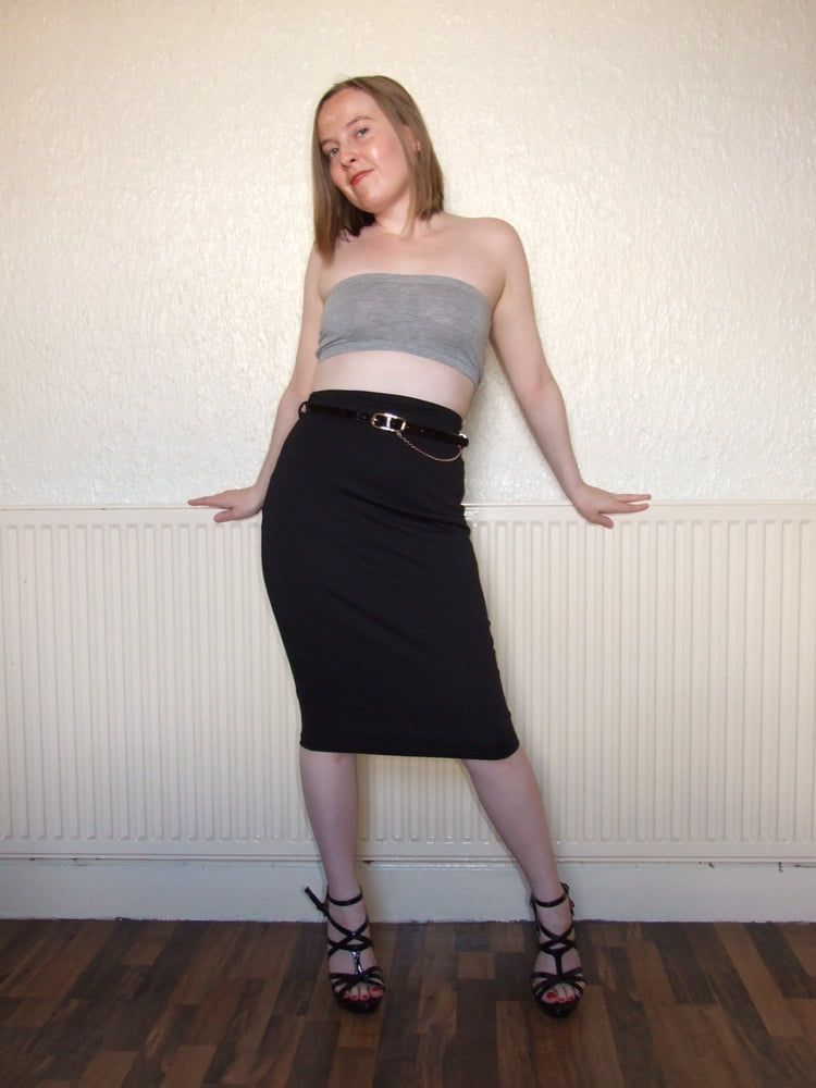 long legs Pencil Skirt boob tube and heels #2