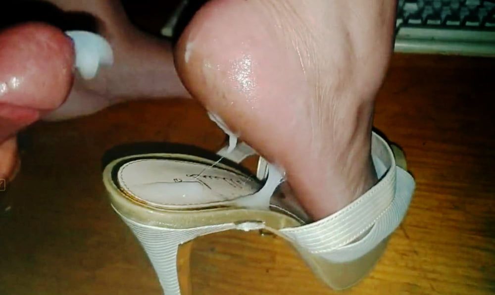 cuming in my heels #3