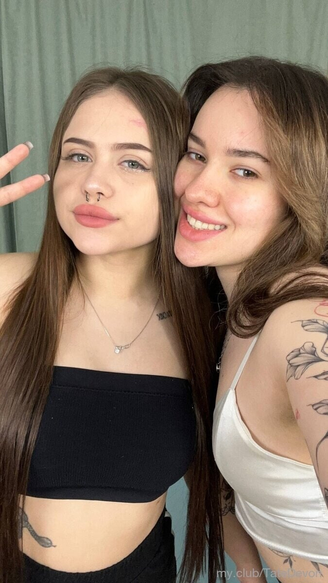 Hey hey, our names are Michel &amp; Elfy !  Free Photos #16