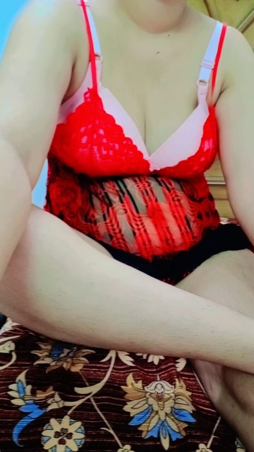 Pakistani houshwife ZoyaAli #7