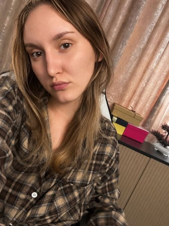 Free JenevaLitalien Photos