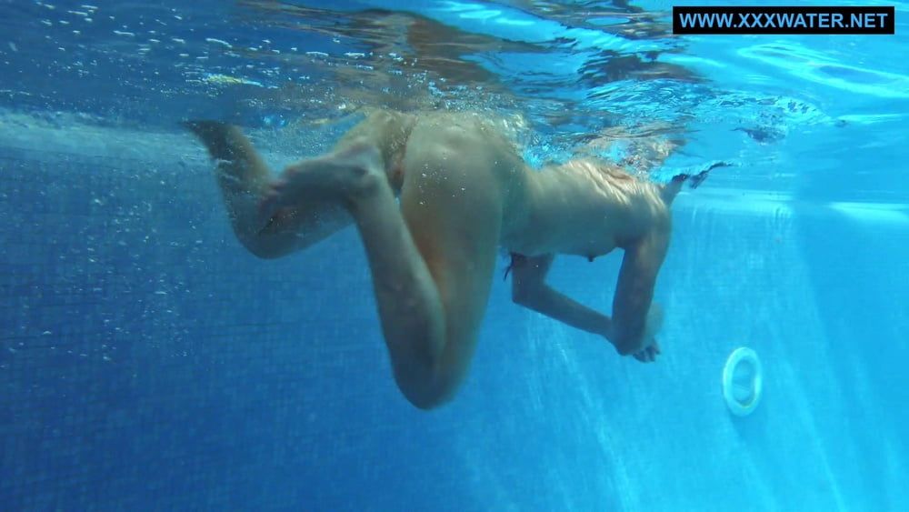 Kittina Clairette Pt.2 UnderWaterShow Pool Erotics #17