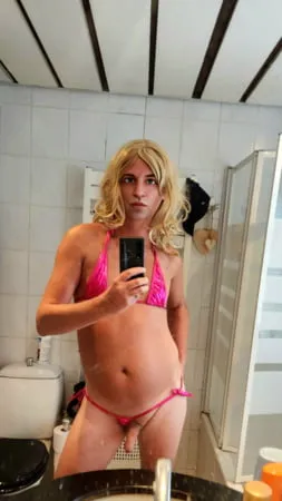 dutch sissy crossdresser tgirl barbie famkejames         