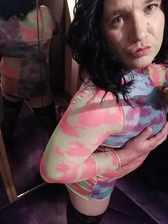 melanie bee dirty sissy slut         