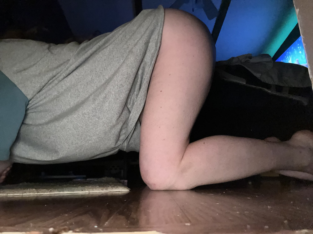 Redhead Hotwife sexy legs and feet  #4
