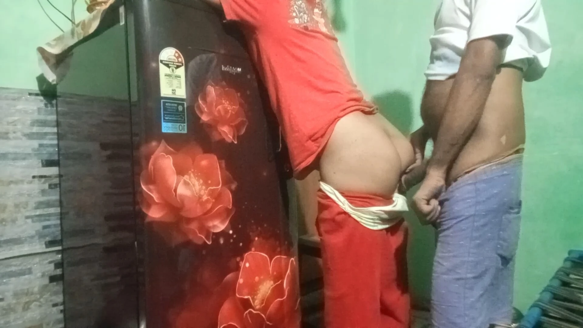 Badi gand wali bhabhi ne apne chutad khol kar dikhayen #33