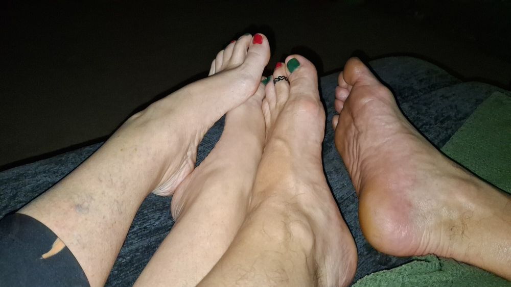 Showing off our Xmas pedicures #19