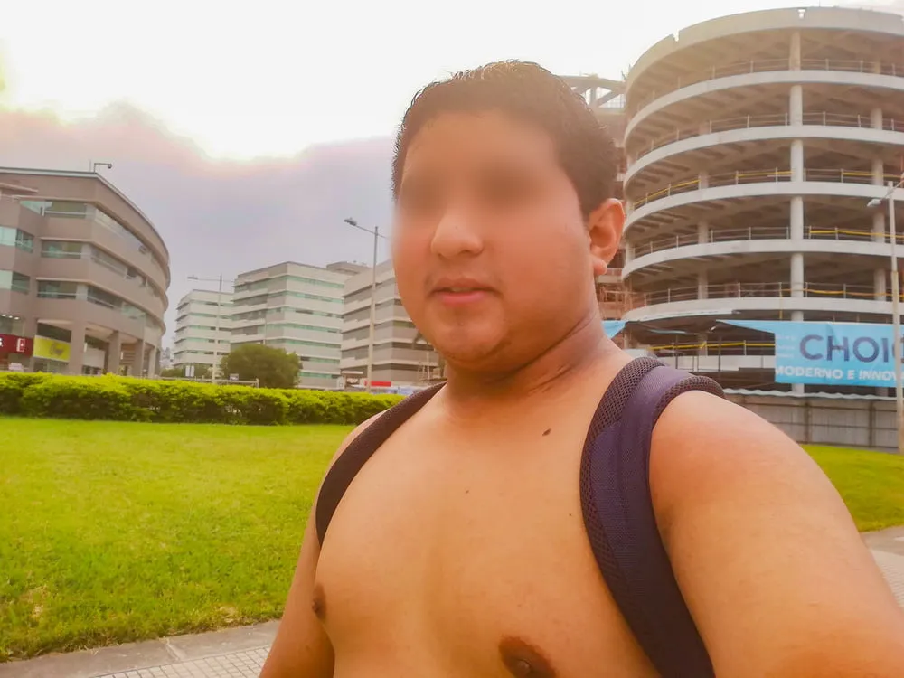 Yop sin Camiseta en las Calles 01 #4