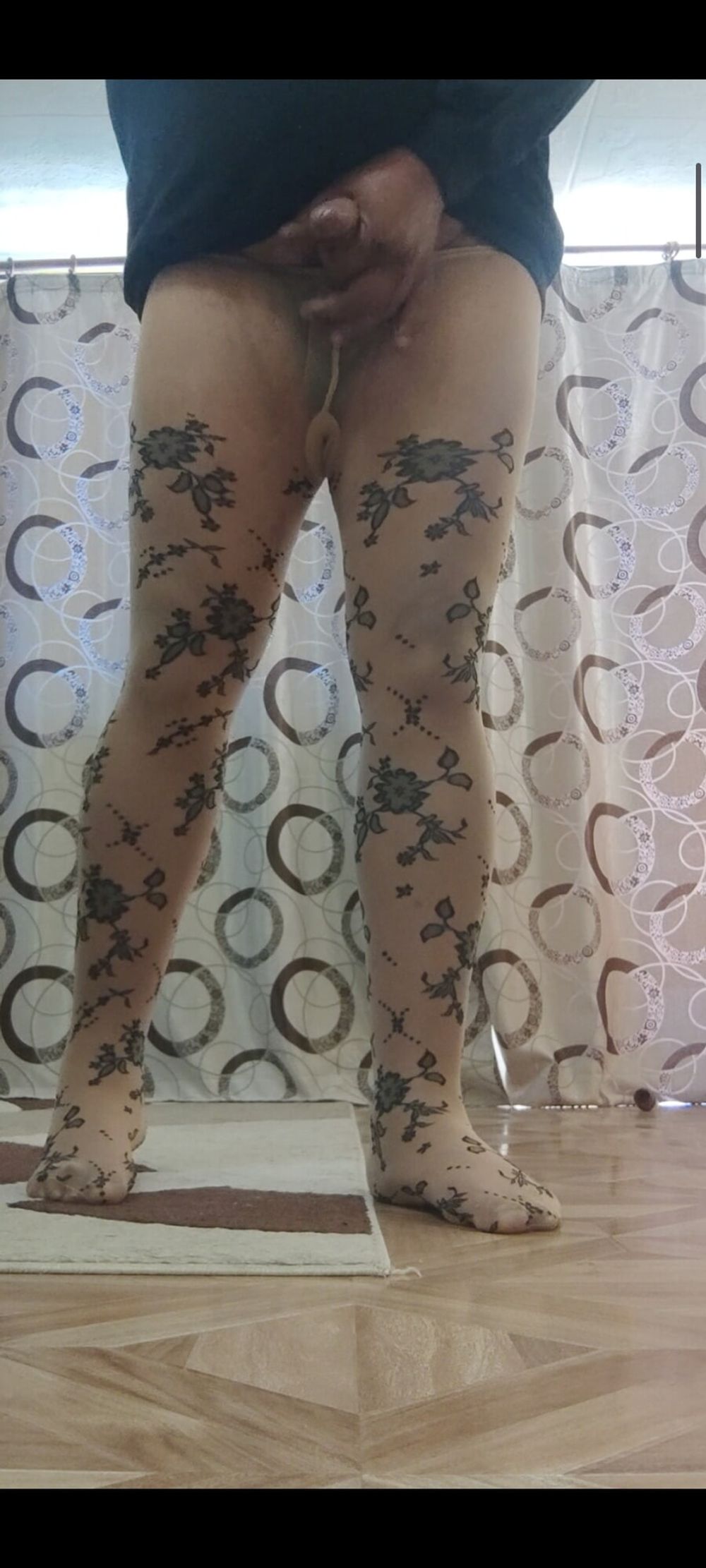 Patterned pantyhose cock masturbation #46