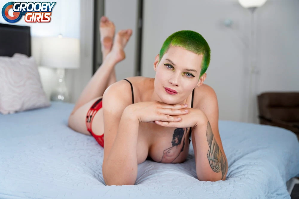 GROOBYGIRLS: Beatrix Doll - Green is Good. #2