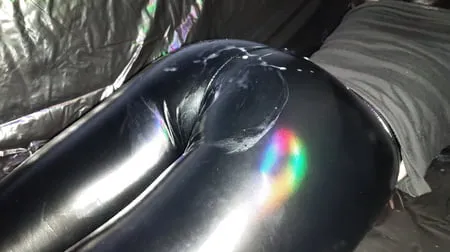 ass in black leather leggings cumshot         