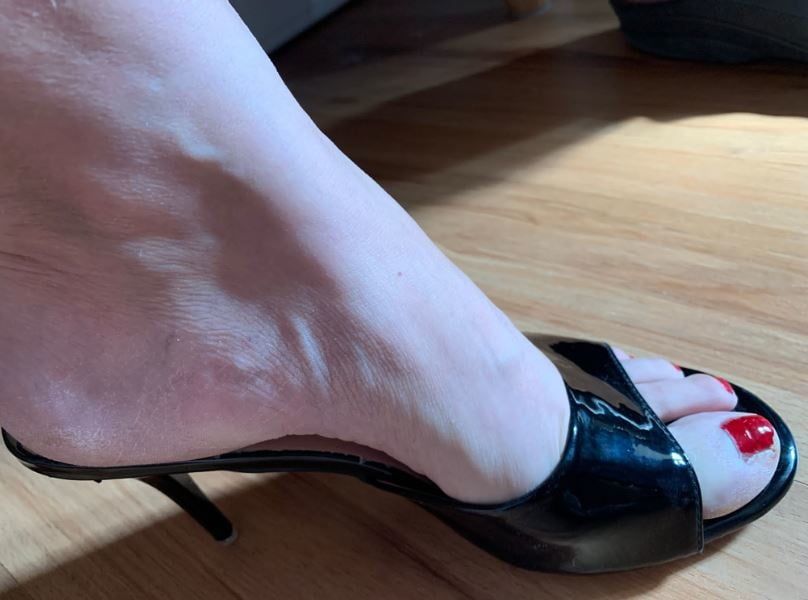 Cum on some more High Heel Mules #19
