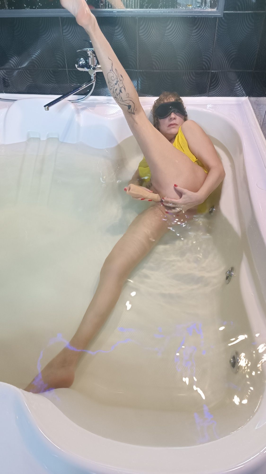 pissed on milf in jacuzzi #7