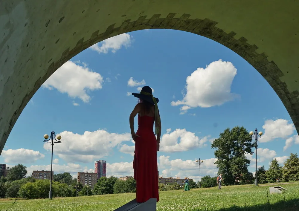 under the arch of the aqueduct