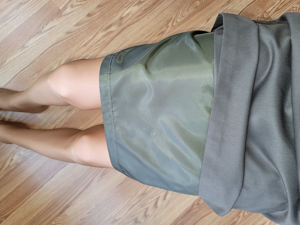 Lined green office pencil skirt with glossy pantyhose  #13