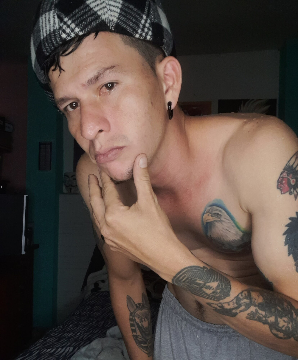 Yo en mi habitacion #23