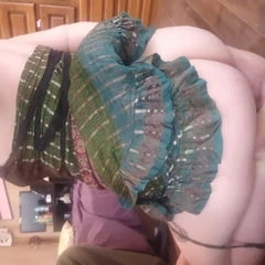 Callipygian Wench getting ready for a Rennaisance Fair 