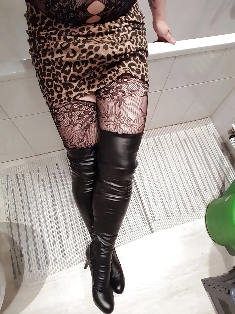 Lepard outfit with black boots and lingerie #2