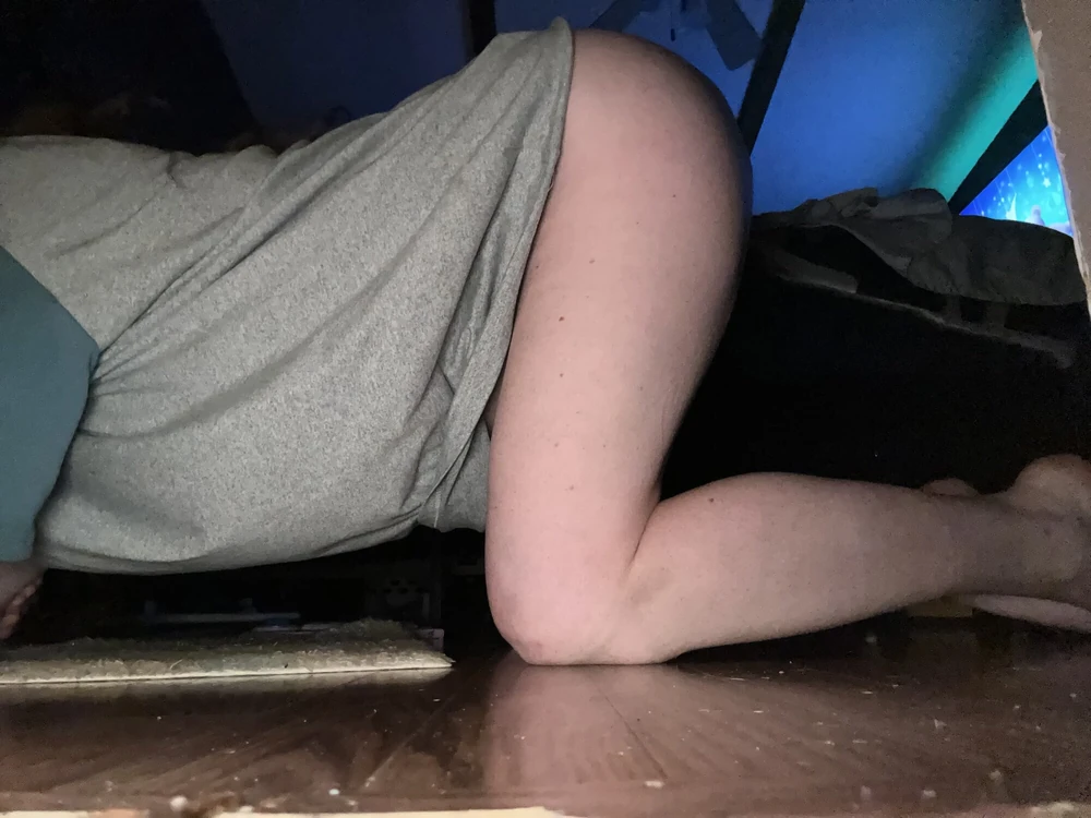 Redhead Hotwife sexy legs and feet  #4