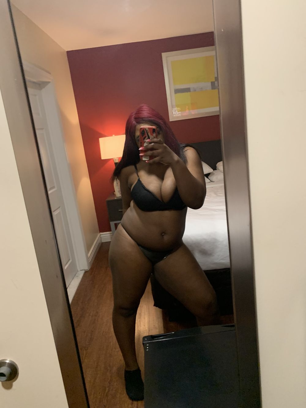 Thick chocolate ebony body 