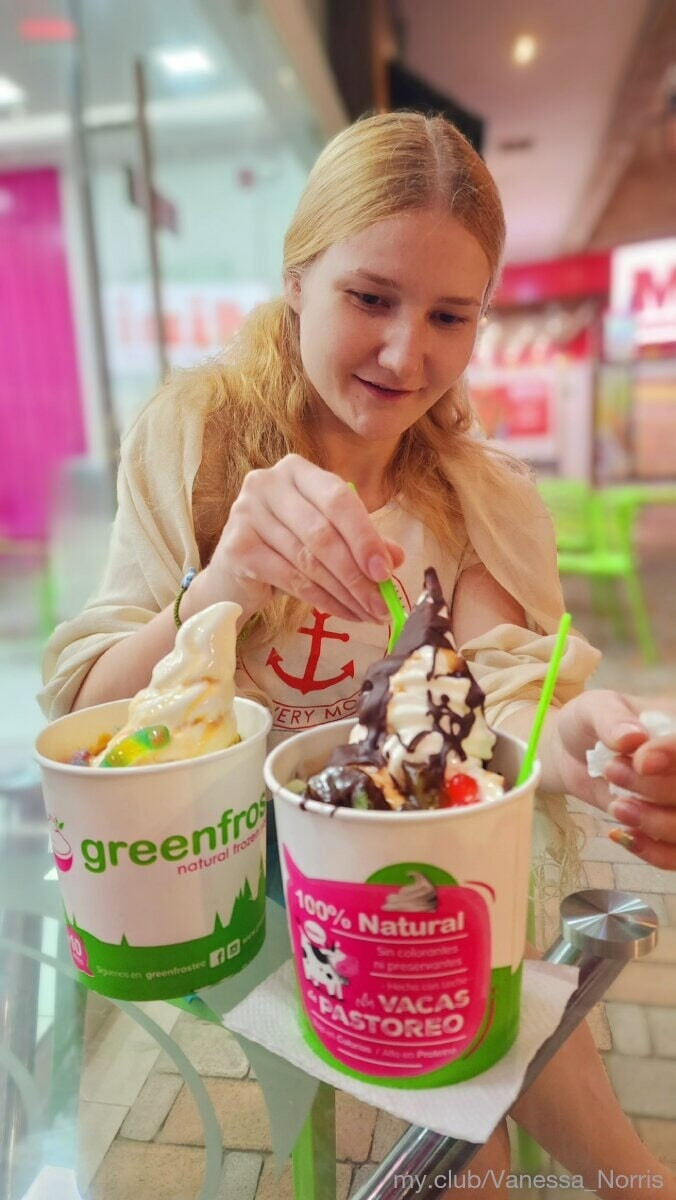 Vanessa_Norris Free Photos #8