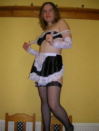 sexy french maid         