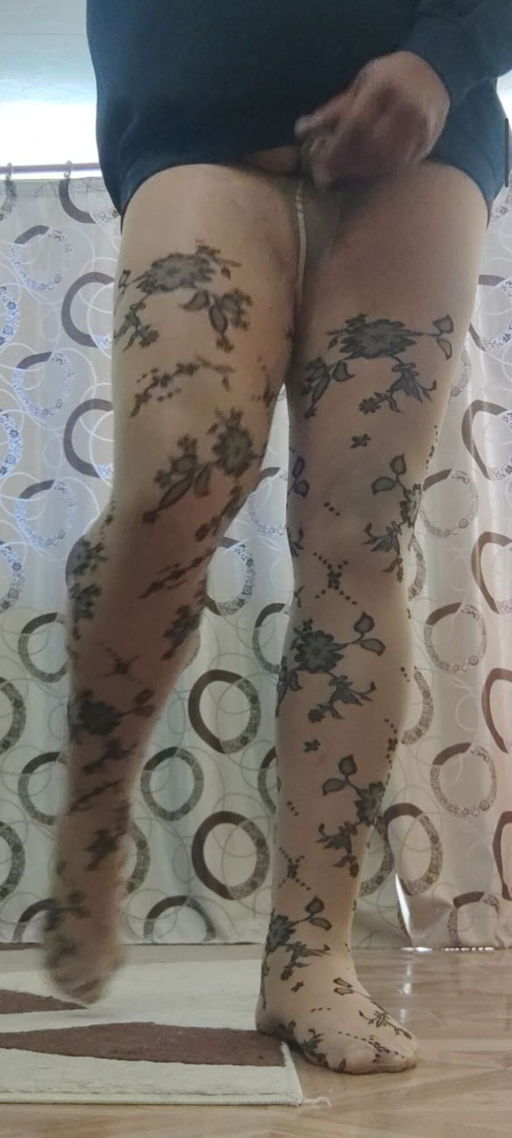 Patterned pantyhose cock masturbation #18