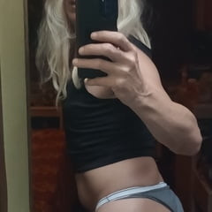 Slutty cd bottom