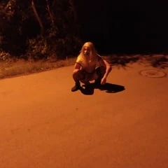 Sissy flashing