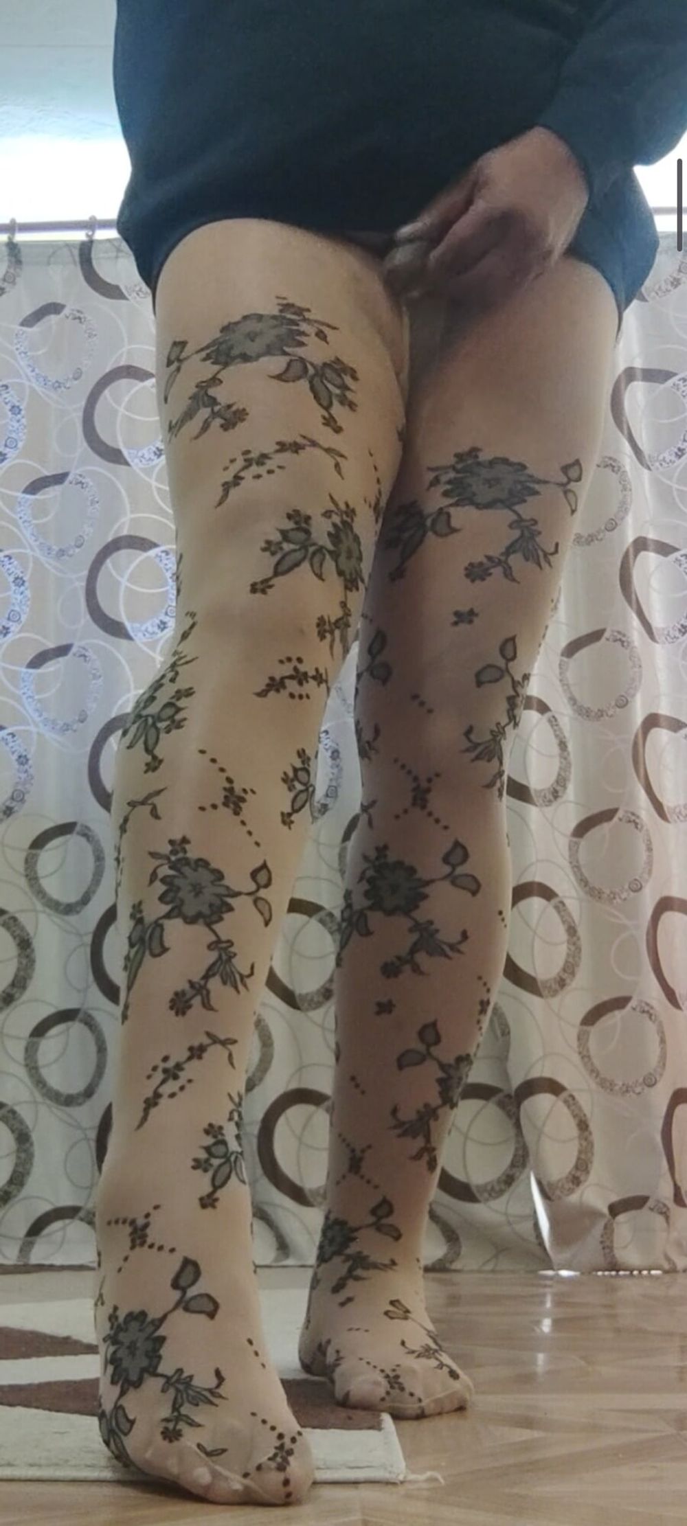 Patterned pantyhose cock masturbation #7