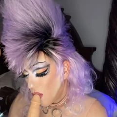Punk rock bitch