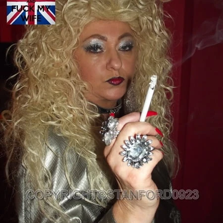 SHIRLEY SLUT 640