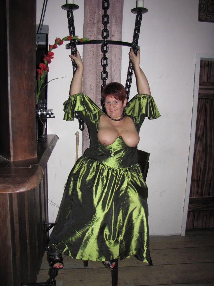 I pose in the green, Cupless Dress #14