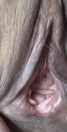 wife pussy close up           