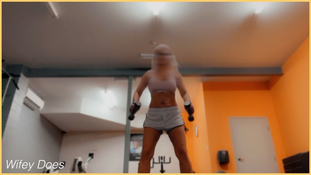 Wifey gets all hot and sexy in the gym #19