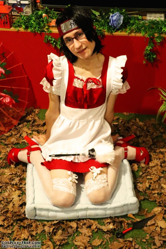 Sarada red maid crossdress cosplay 