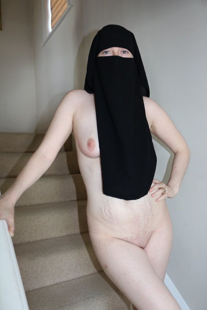 Niqab slut #2