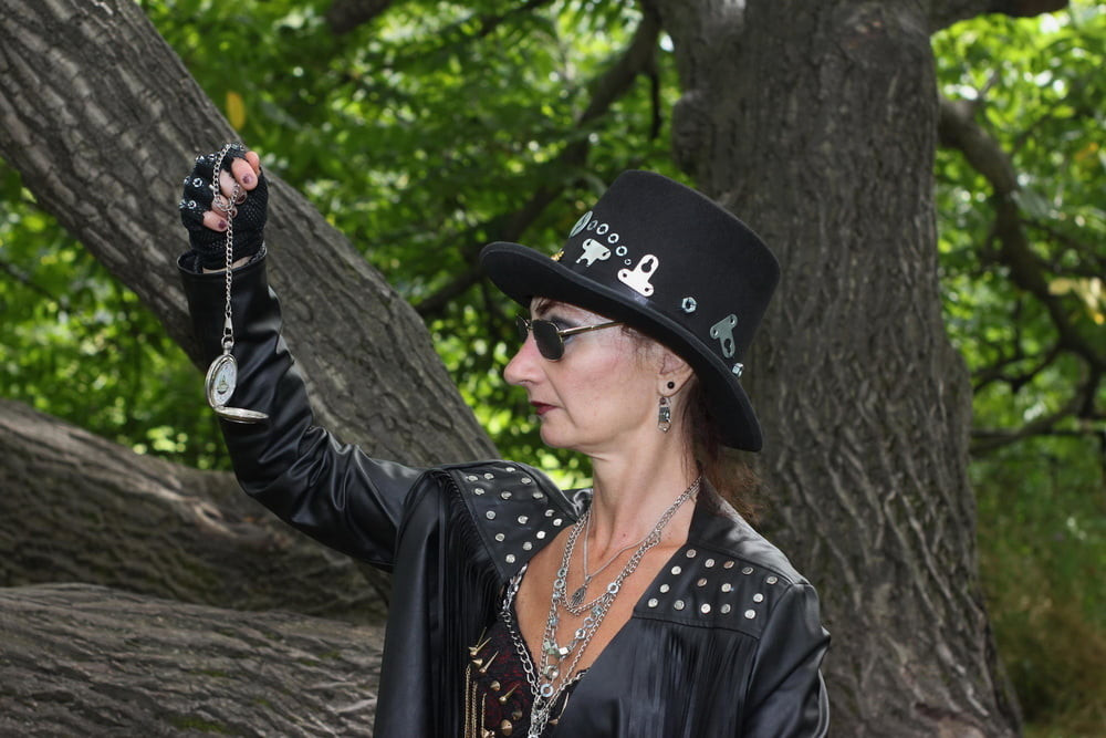 Clockpunk under tree