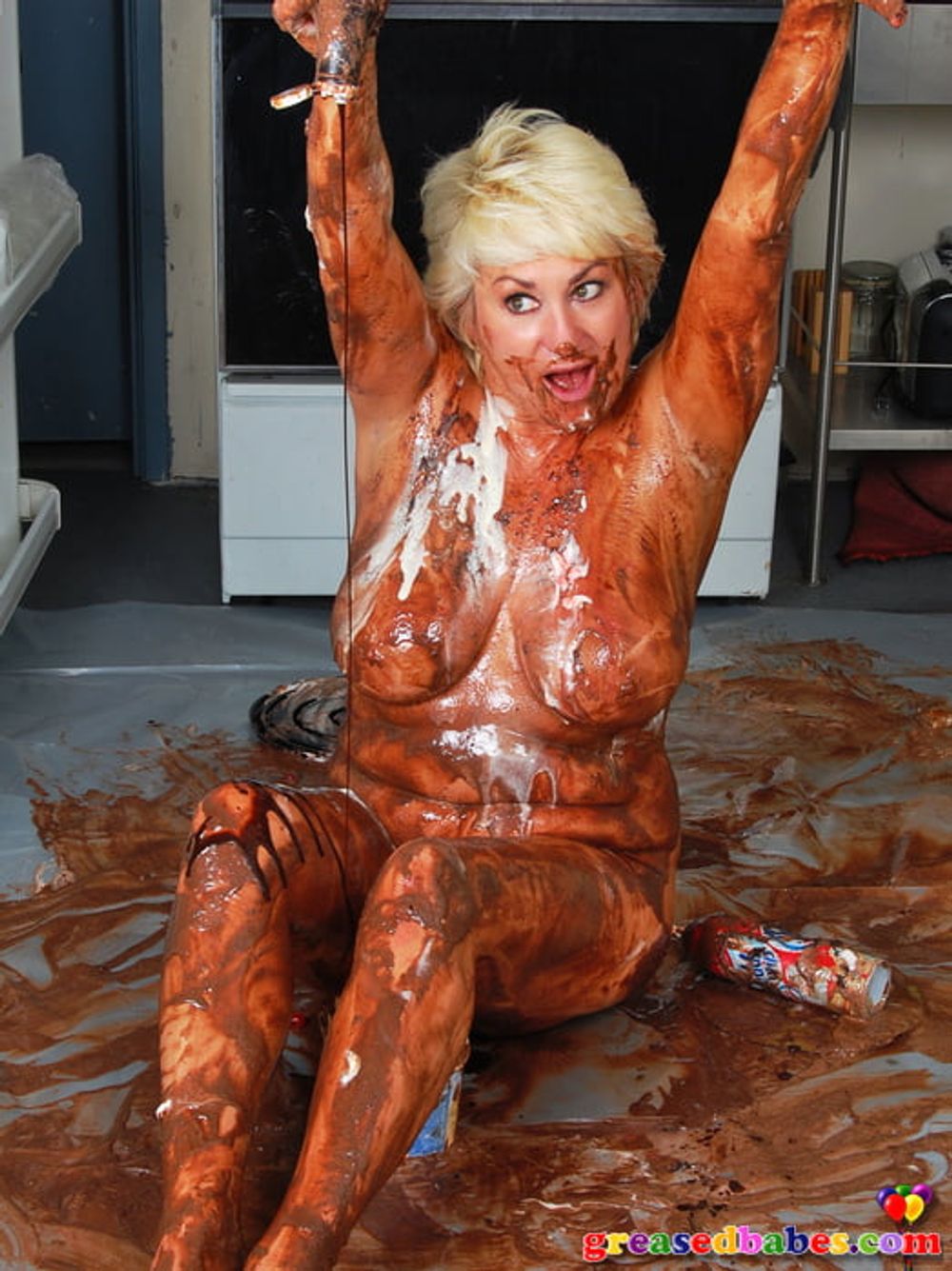 Mature Blonde Dana Hayes Wet and Messy with Ice Cream #9