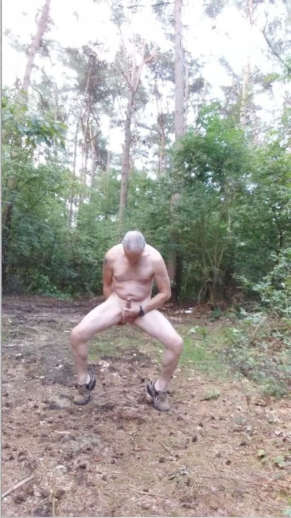 random public outdoor exhibitionist bondage jerking #28