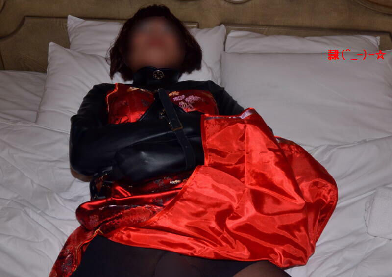 japanese crossdresser shemale straightjacket BDSM 3 #13