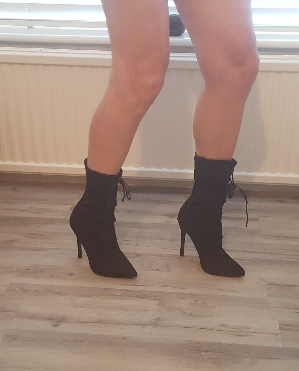 Debbie Keane Legs #2